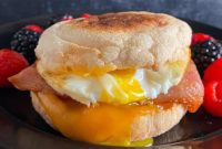Easy Air Fryer Bacon Egg and Cheese Breakfast Sandwich