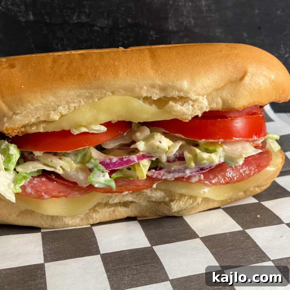 Grinder Sandwich: The Viral TikTok Recipe with Grinder Salad 1 featured 30606