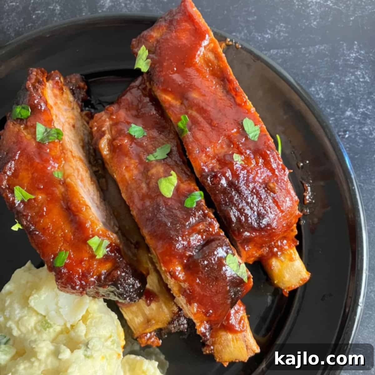 Fall-Off-The-Bone Oven St Louis Ribs 1 featured 31782