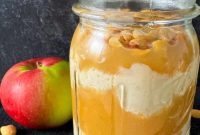 Creamy Applesauce Overnight Oats