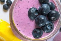 Blueberry Carb Count and Keto Smoothie Recipe