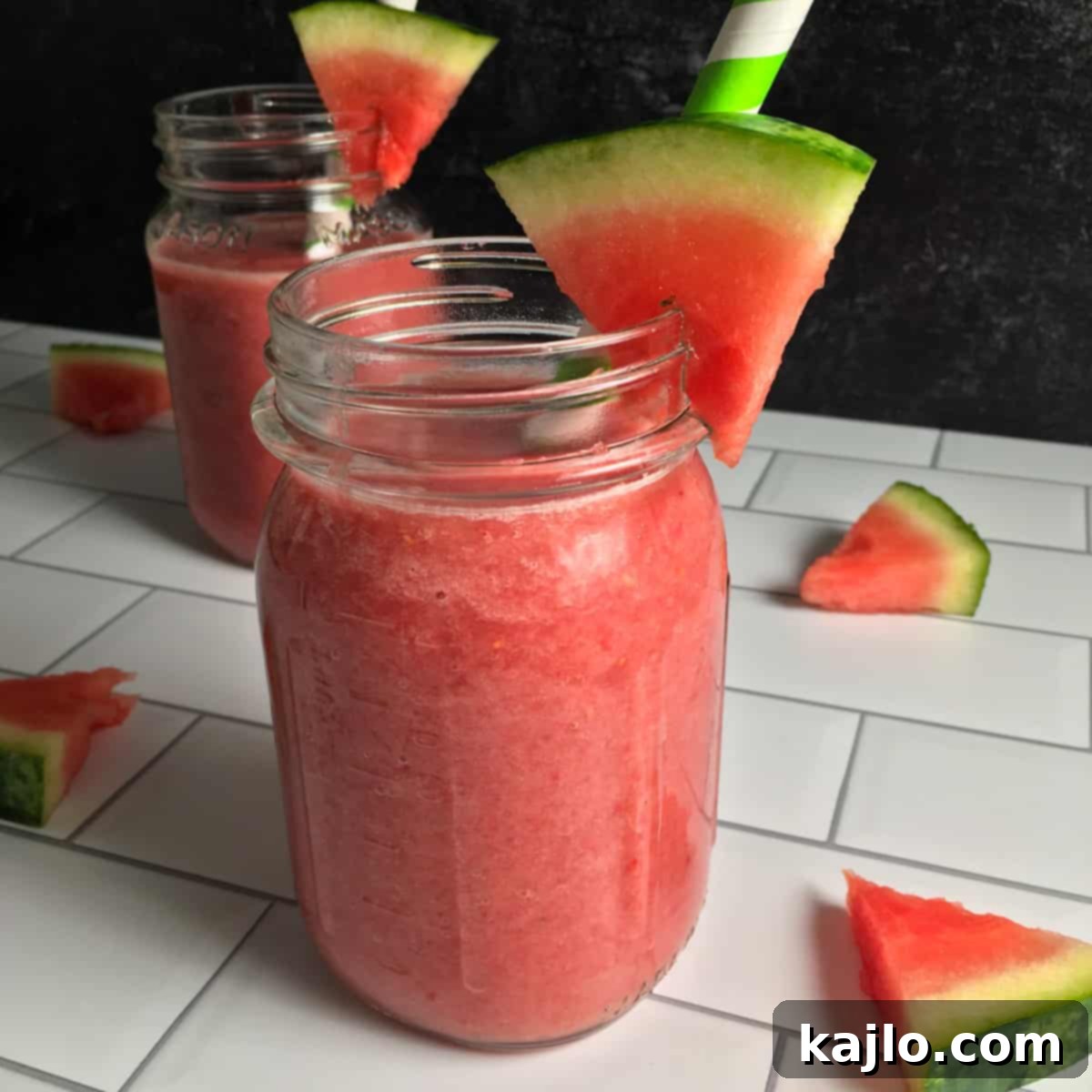 Refreshing Watermelon Banana Smoothie 1 featured 6984