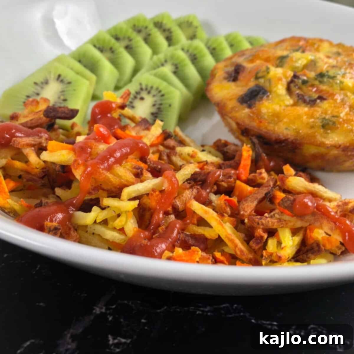 Crispy air fried hash browns ready to be served.