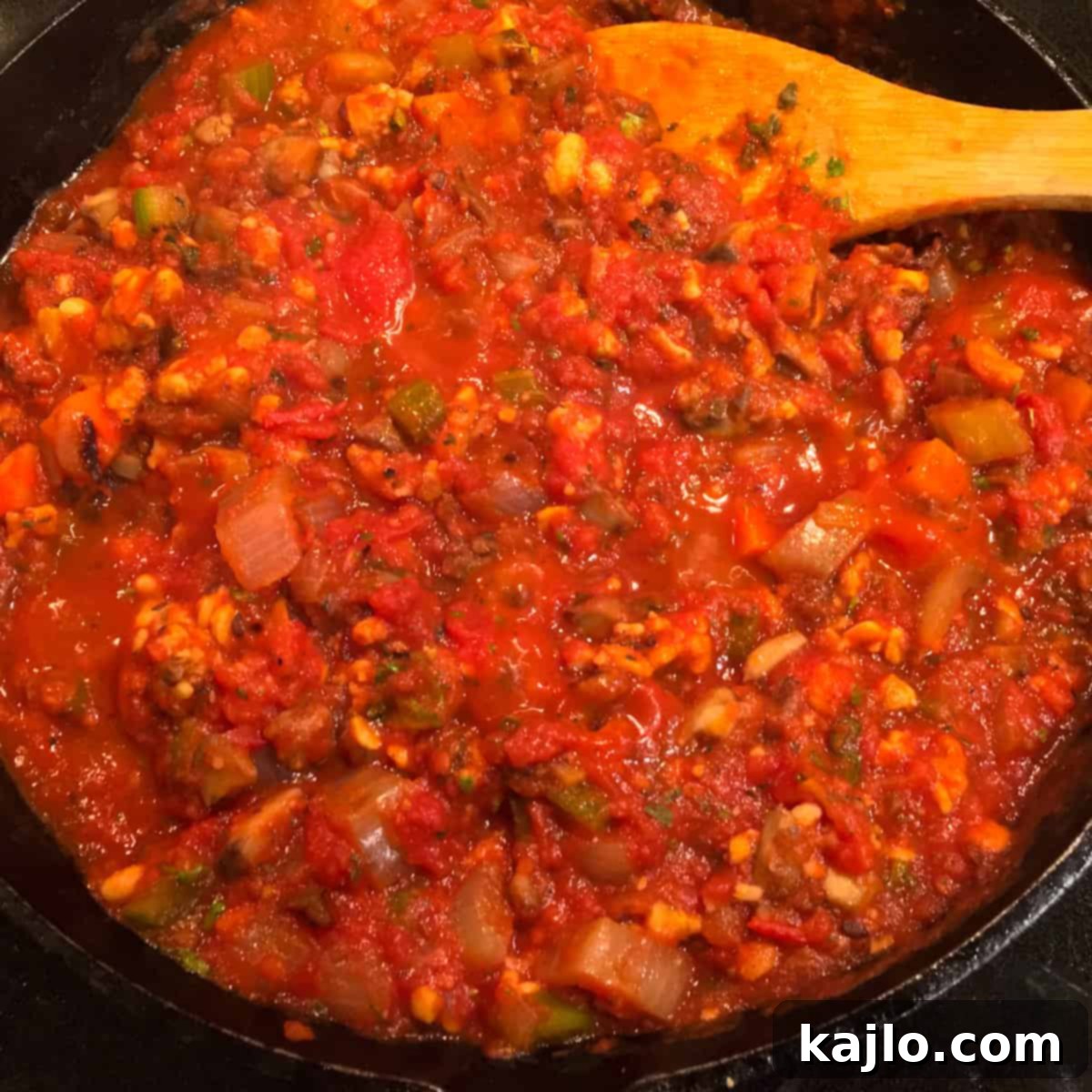 Guilt Free Vegan Tempeh Bolognese Sauce Low Carb Low Calorie Recipe 7 tempeh and mushroom bolognese