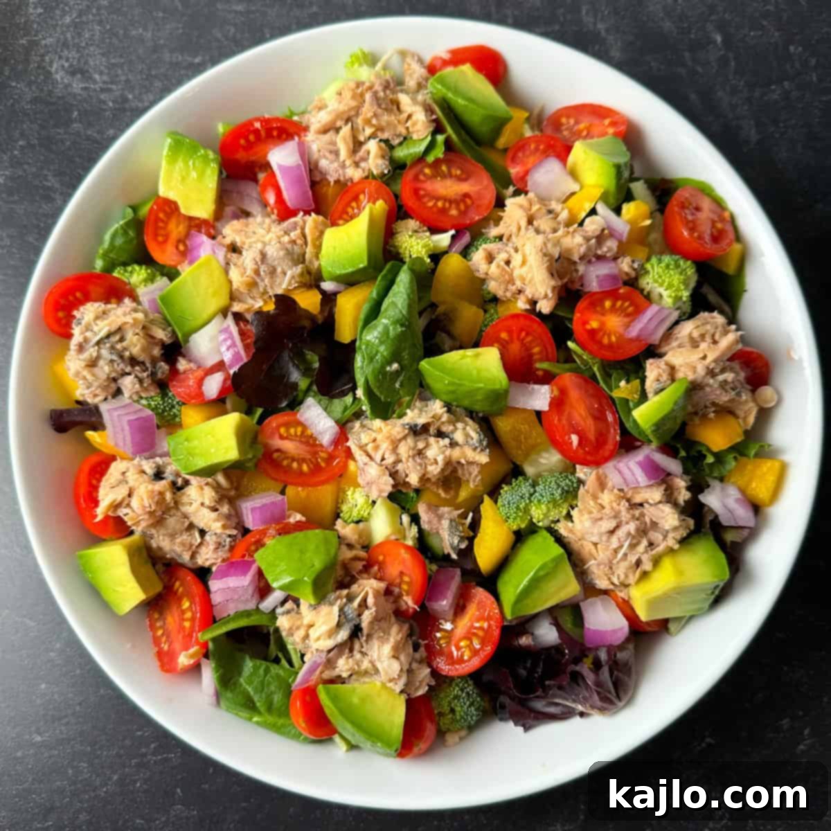 Delicious canned salmon salad without mayo