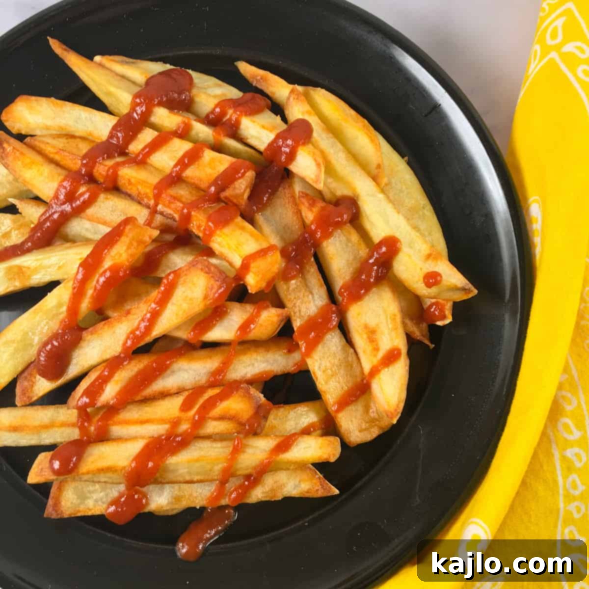 Air Fryer Frozen French Fries: Crispy and Healthy 2 Crispy air fryer frozen french fries with ketchup