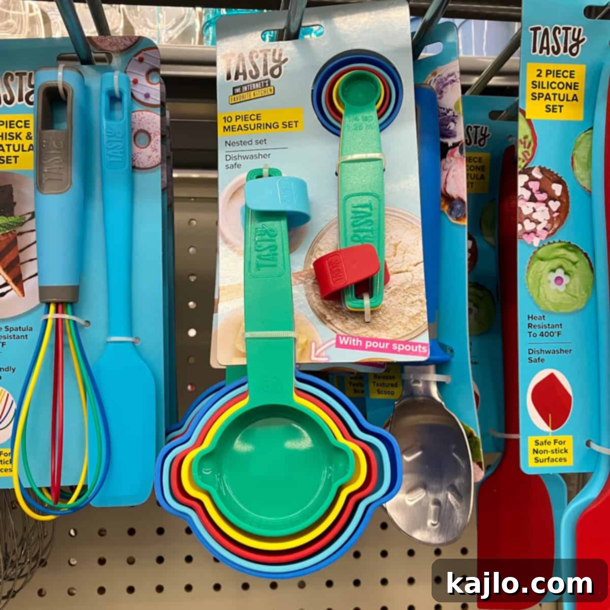 How Many Cups is 8 Ounces 4 Measuring cups and ounces in the kitchen