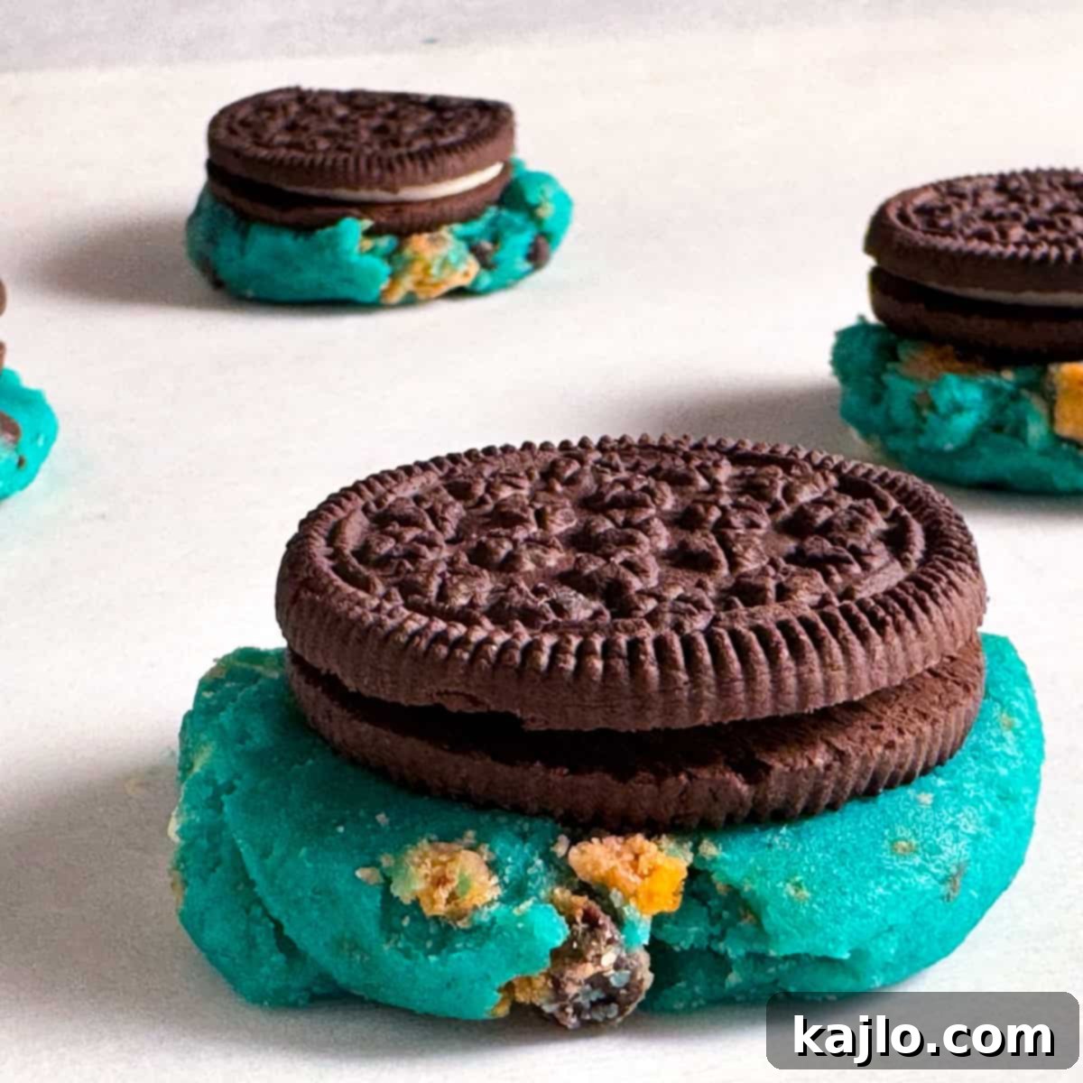 Vibrant Blue Cookie Monster Cookies 8 how to make cookie monster cookies