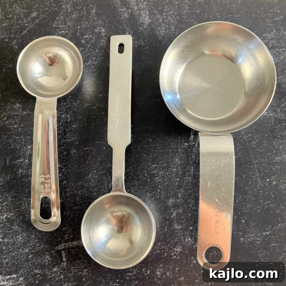 tablespoons in one fourth cup