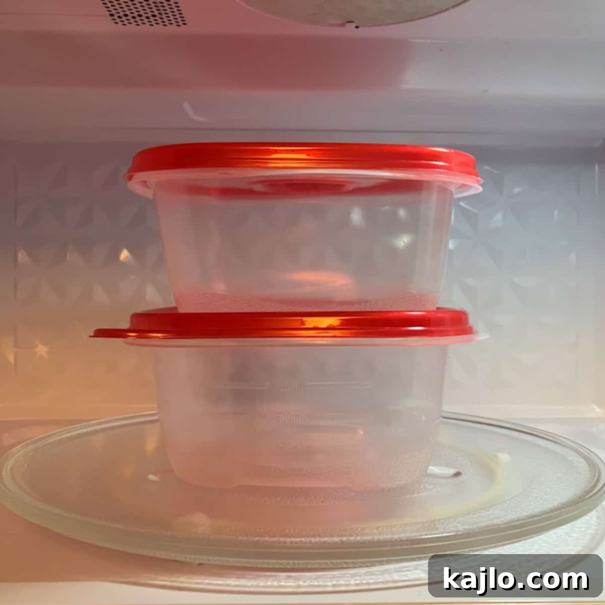 Can You Microwave Tupperware The Facts on Plastic Safety 2 Tupperware container being microwaved for reheating food