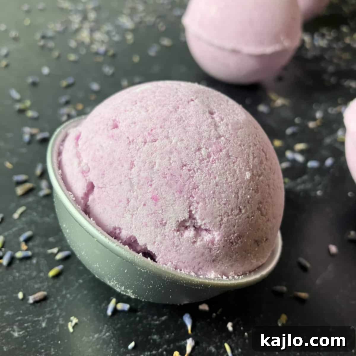 Craft Your Own Bath Bombs 7 bathbombs