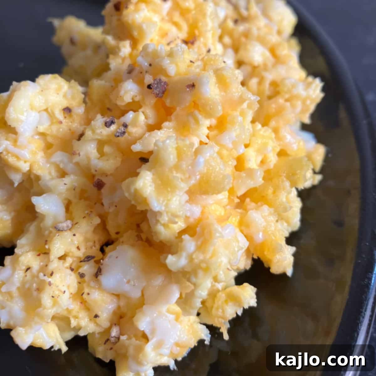 scrambled quail eggs