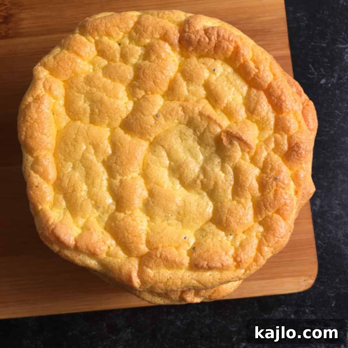 Fluffy Keto Cloud Bread with Greek Yogurt 2 yogurt cloud bread