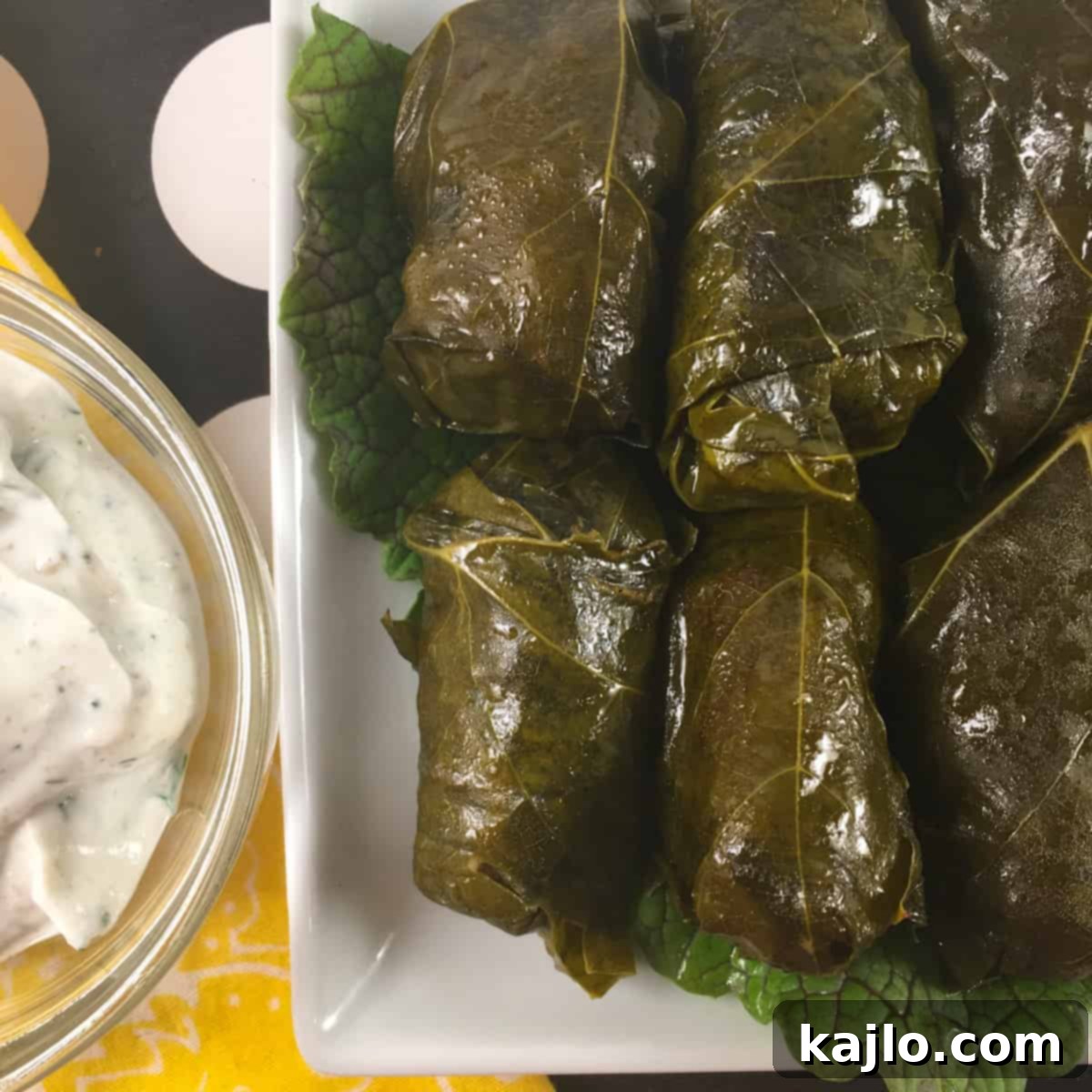 dolmas yogurt dip
