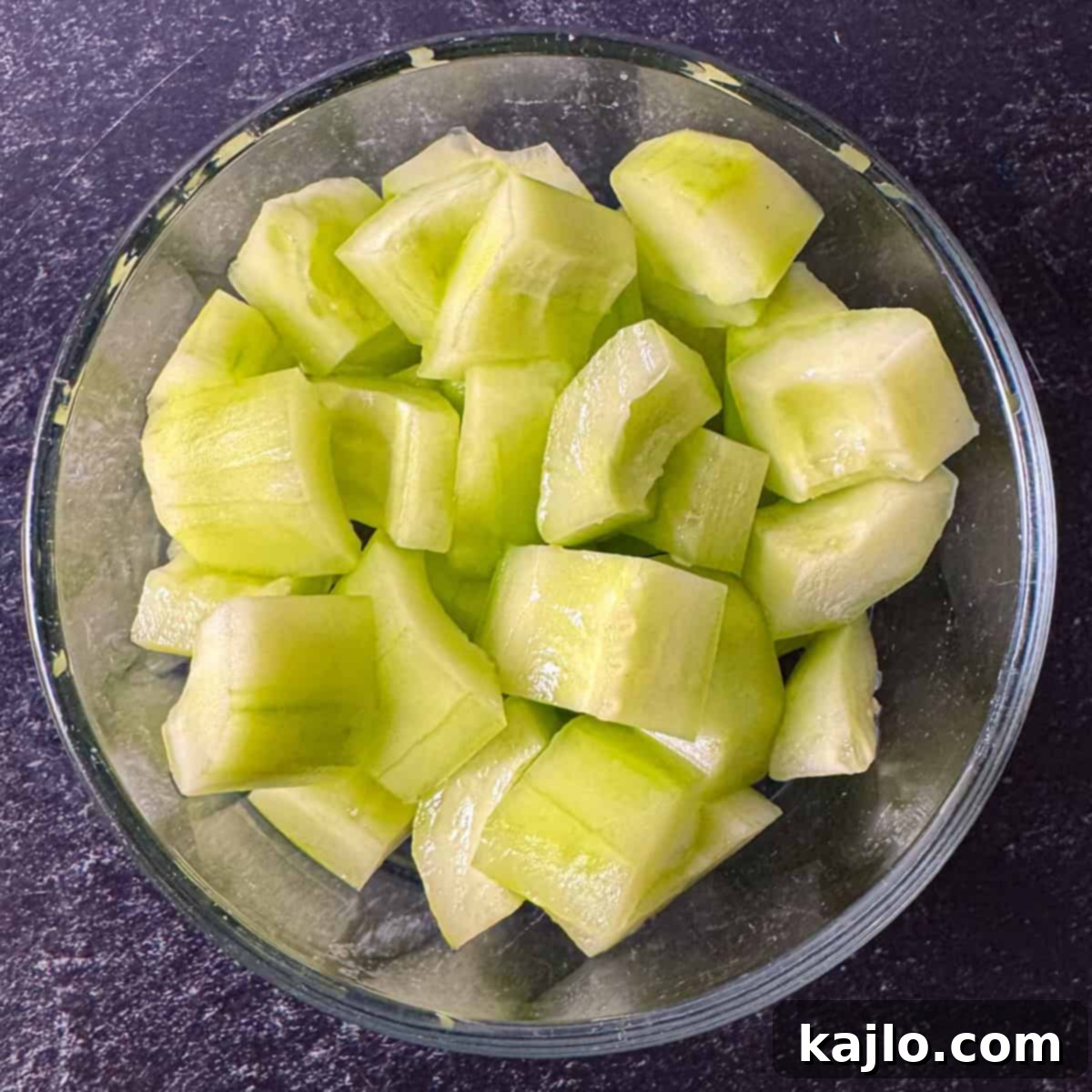 Refreshing Strawberry Cucumber Smoothie 4 cucumber