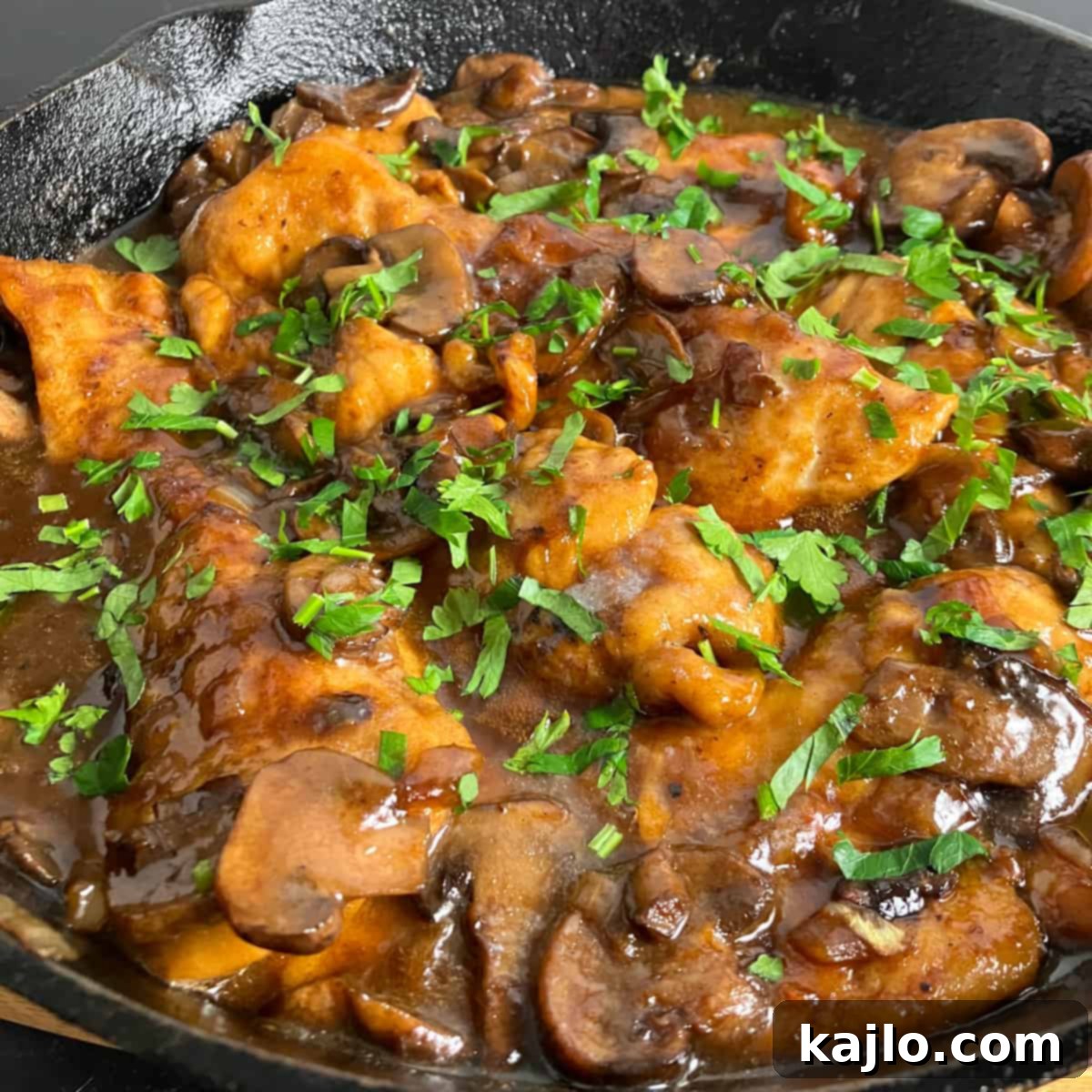 Recreate Ina Garten's Chicken Marsala with Mushrooms 2 barefoot contessa chicken marsala