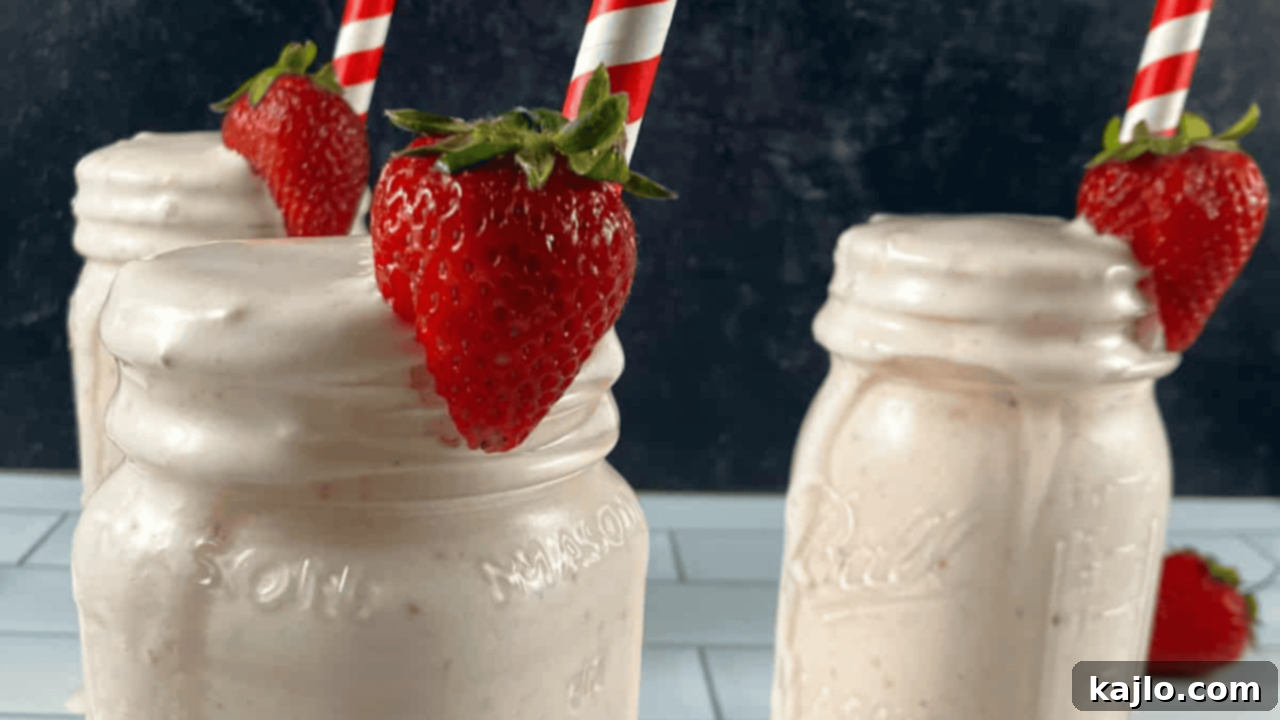 Strawberry Banana Smoothies