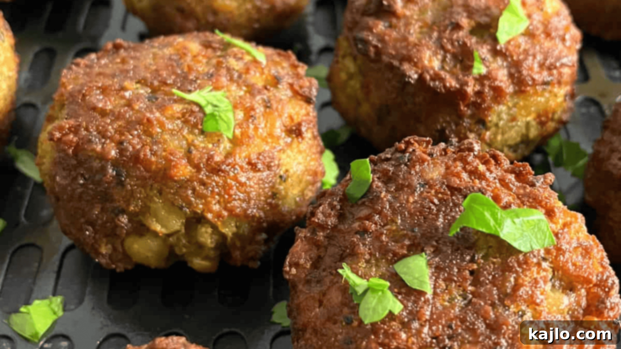 You'll Swear These 10 Recipes Aren't Vegan 6 Air Fryer Falafel - Crispy and healthy vegan snack