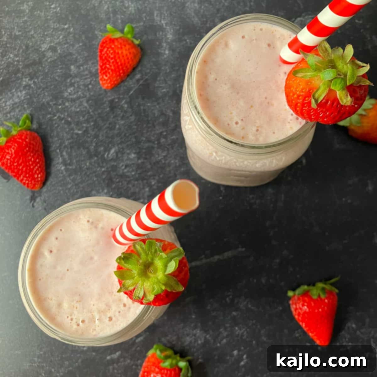 strawberry pb banana smoothie