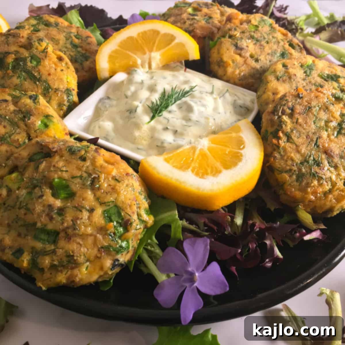 salmon patties lemon dill tartar sauce