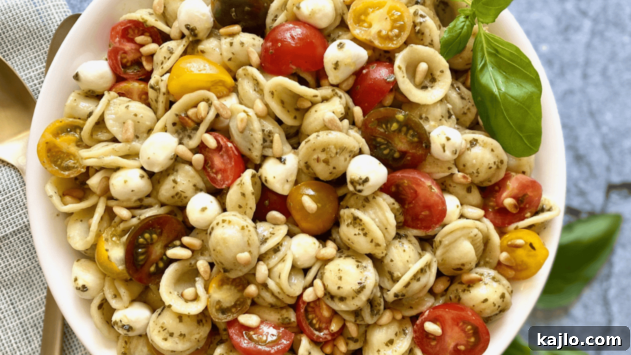 Pesto pasta salad